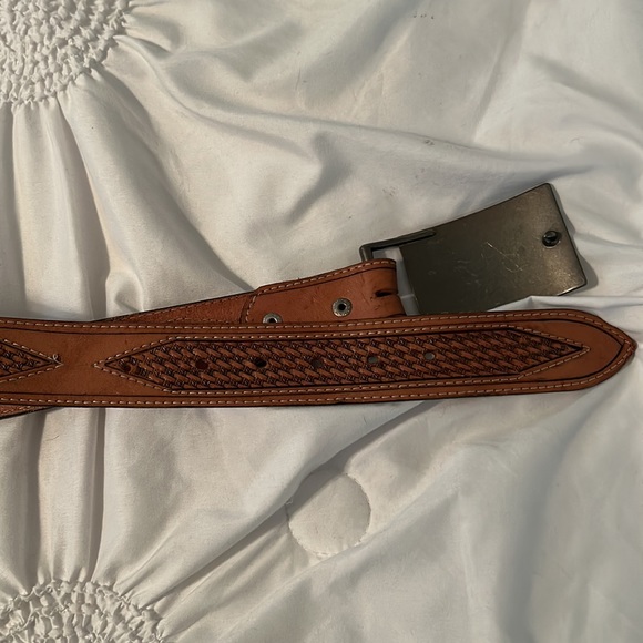 Leather belt - Picture 4 of 4